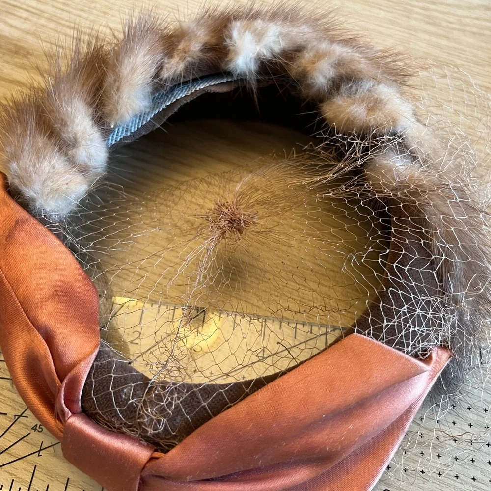 Vintage Mink Hat / Headpiece - Picture 5 of 10